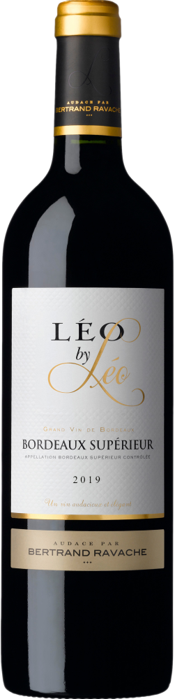 Léo by Léo 2019